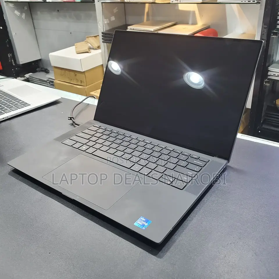 Laptop Dell Precision 5570 16GB Intel Core I7 SSD 512GB