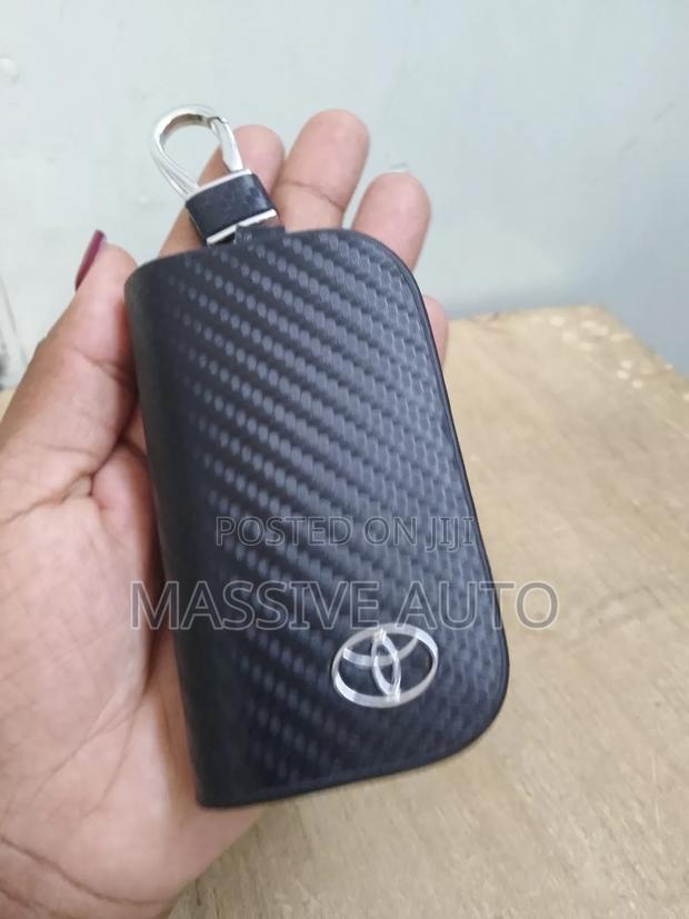 Toyota Pockets Key Holders Car Key Holders - main view