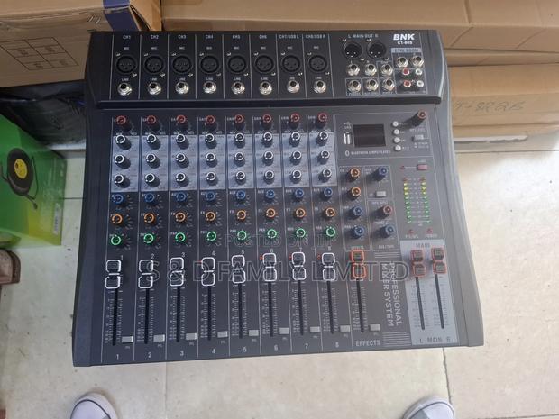 Bnk 8 Channels Plain Mixer - main view