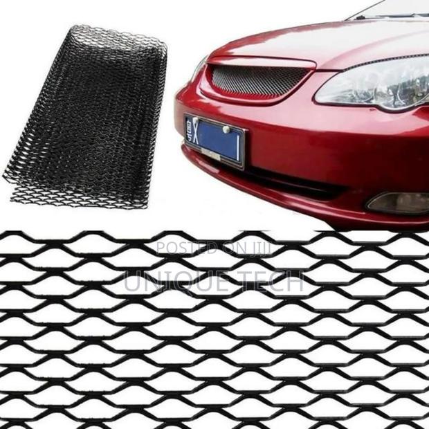 Universal Fit Aluminum Car Mesh Grill – Stylish Functional