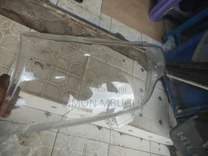 Toyota Land Cruiser V8 Land Cruiser 200 Series Lens