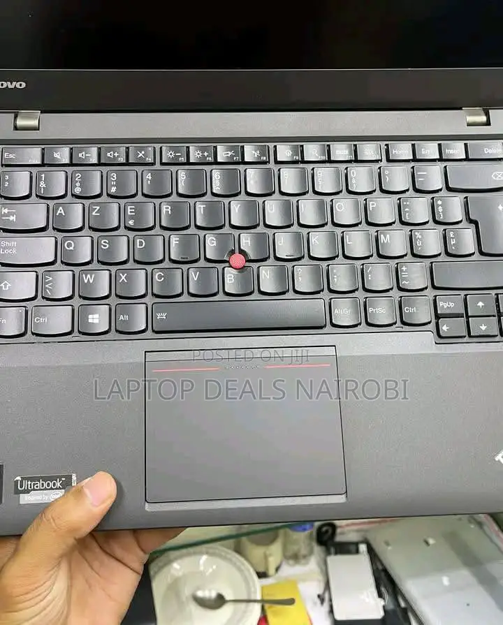 Laptop Lenovo ThinkPad X240 8GB Intel Core I5 HDD 500GB
