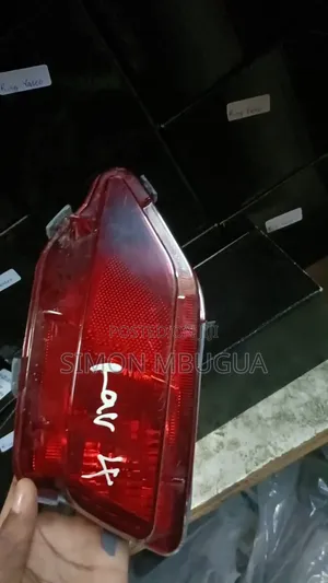 Toyota Rav 4 2015 Reflector