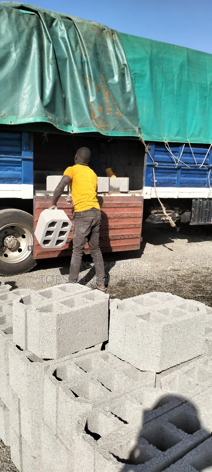 Concrete Hollowblocks/Hollowpot Supplier