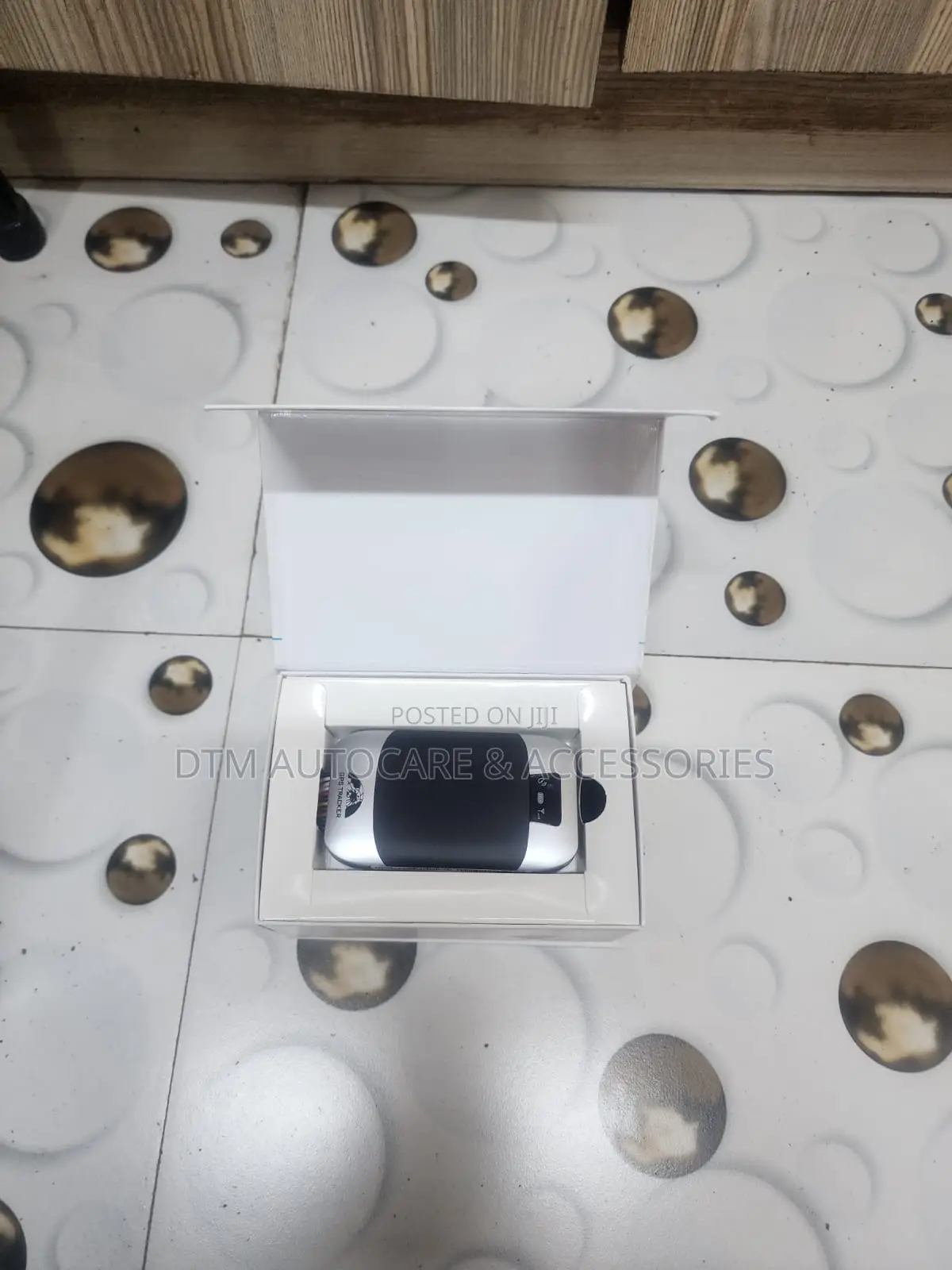 GSM/GPRS/GPS Car Track