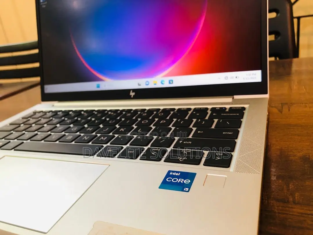 Laptop HP EliteBook 830 G8 16GB Intel Core I5 SSD 256GB