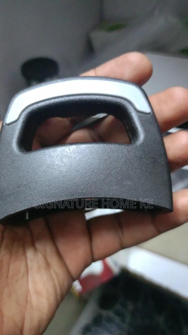 Saral Side Handles - main view