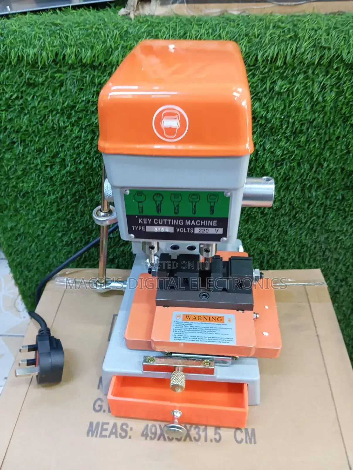 Key Cutting Machine