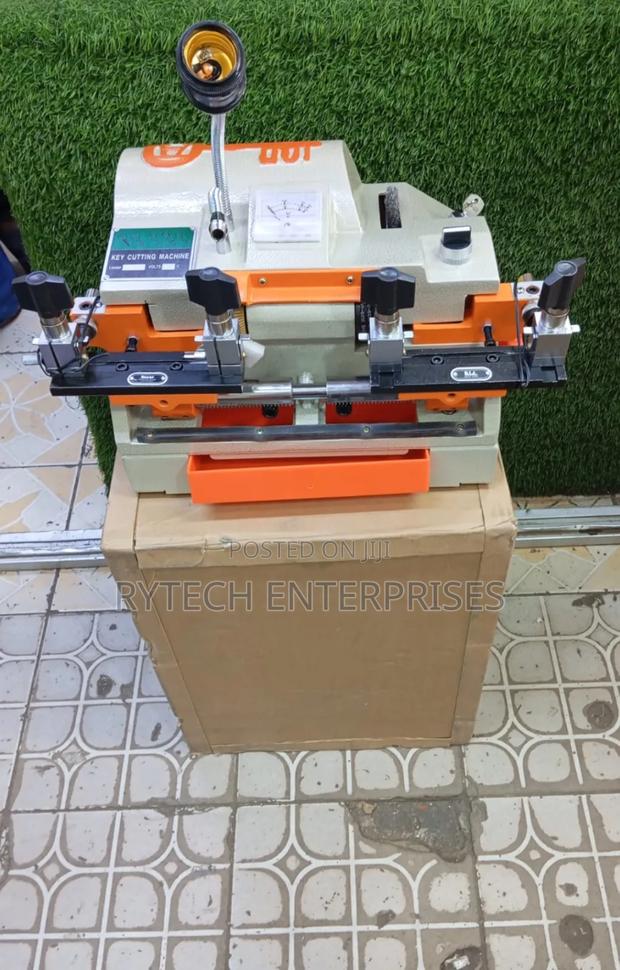 Key Cutting Machine (Heavy Duty)