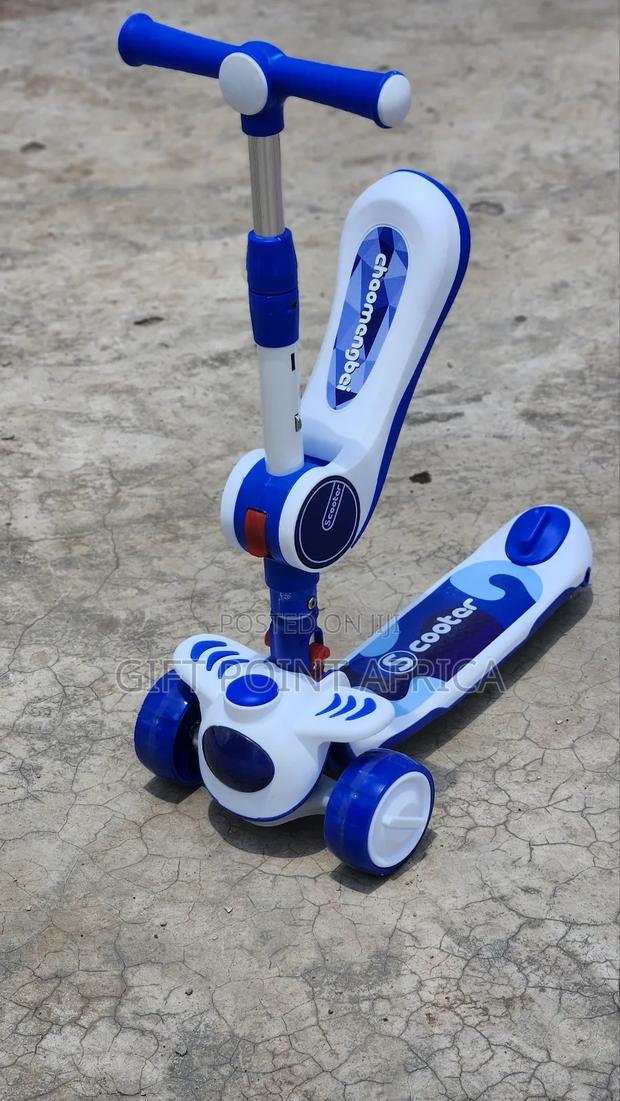 Blue 2 in 1 Scooter for Kids Below 5 Years - main view
