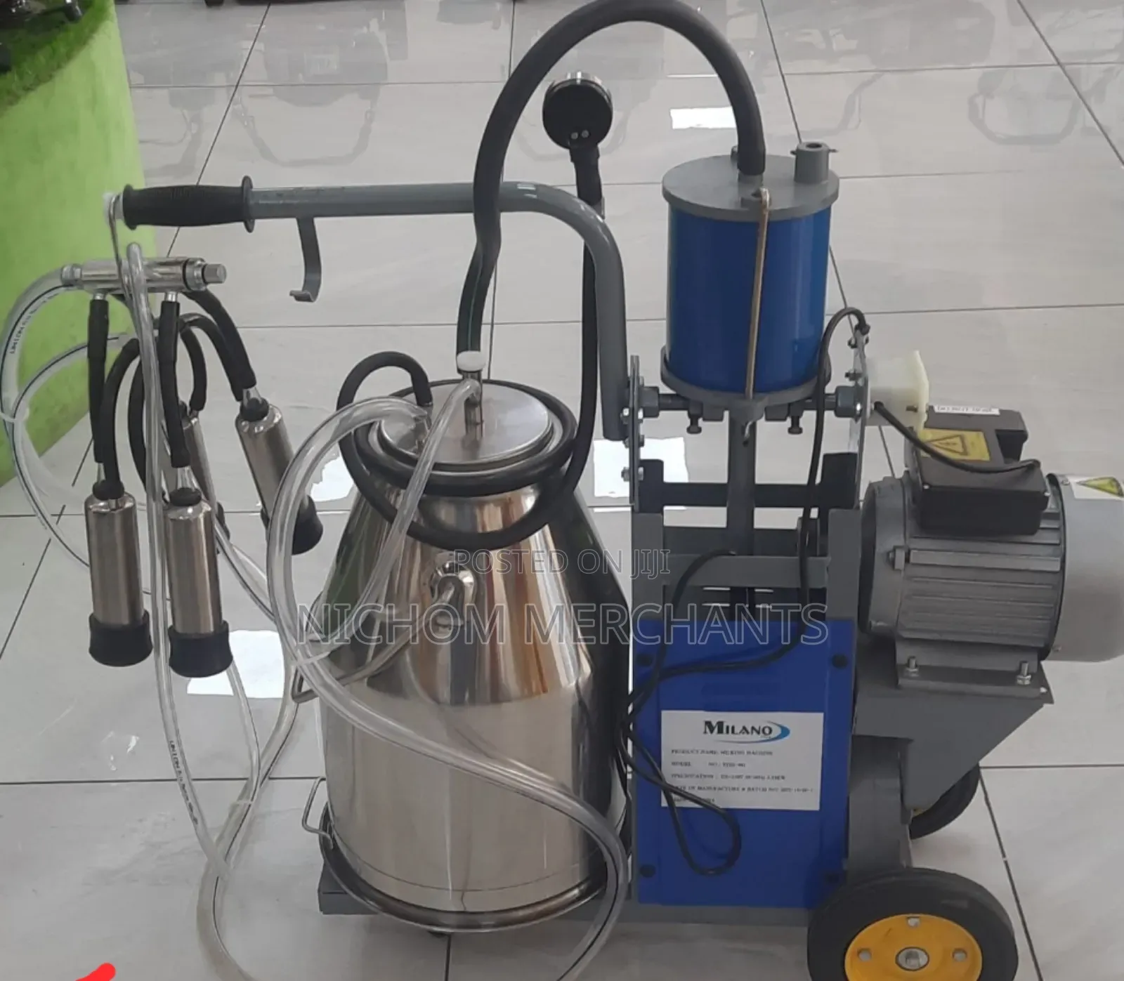 Milano Italia Single Barrel Cow Milking Machine