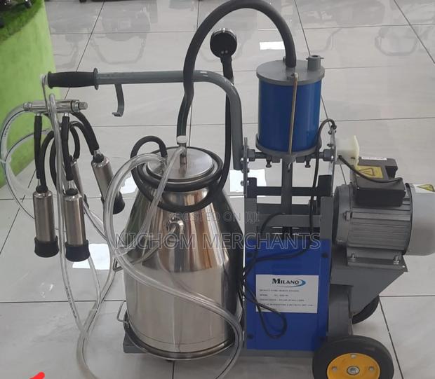 Milano Italia Single Barrel Cow Milking Machine