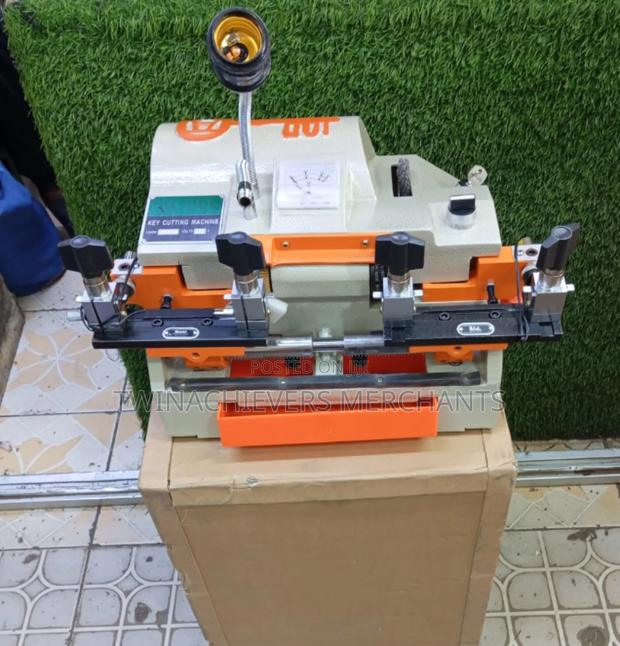 Quality Key Cutting Machine Th-100e - main view