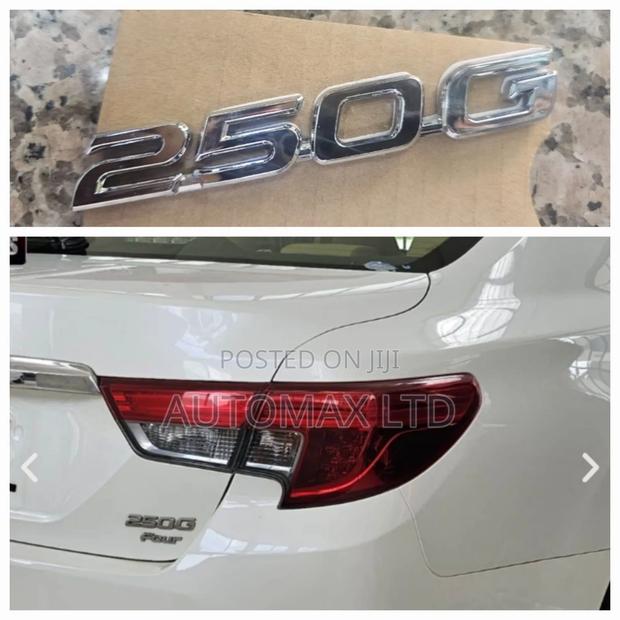 Toyota Mark X Chrome "250g" Boot Emblem - main view