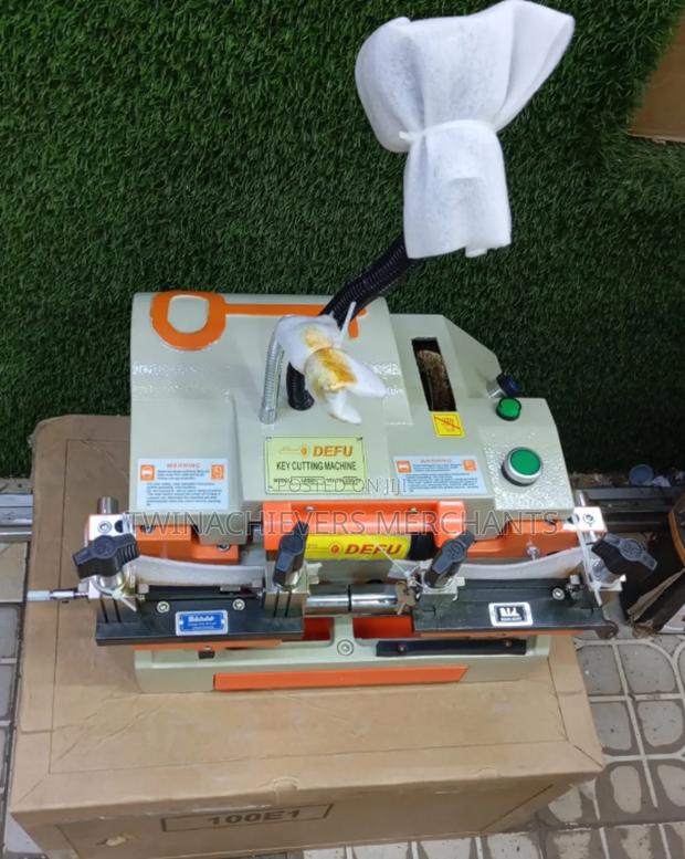Key Cutting Machine/Defu (100e1)Key Cutting Machine - thumbnail 3