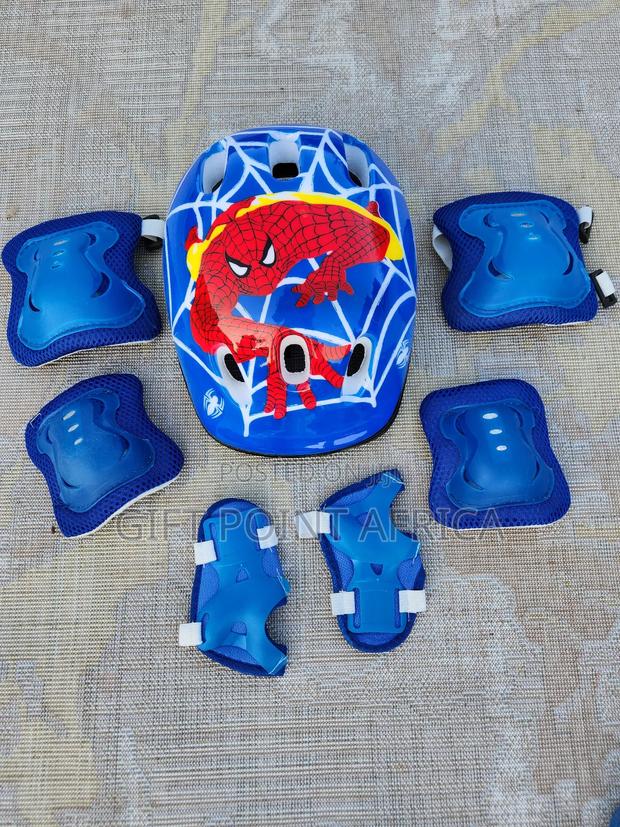 7 in 1 Blue Protective Gears for Kids( Helmet and Guards) - thumbnail 3
