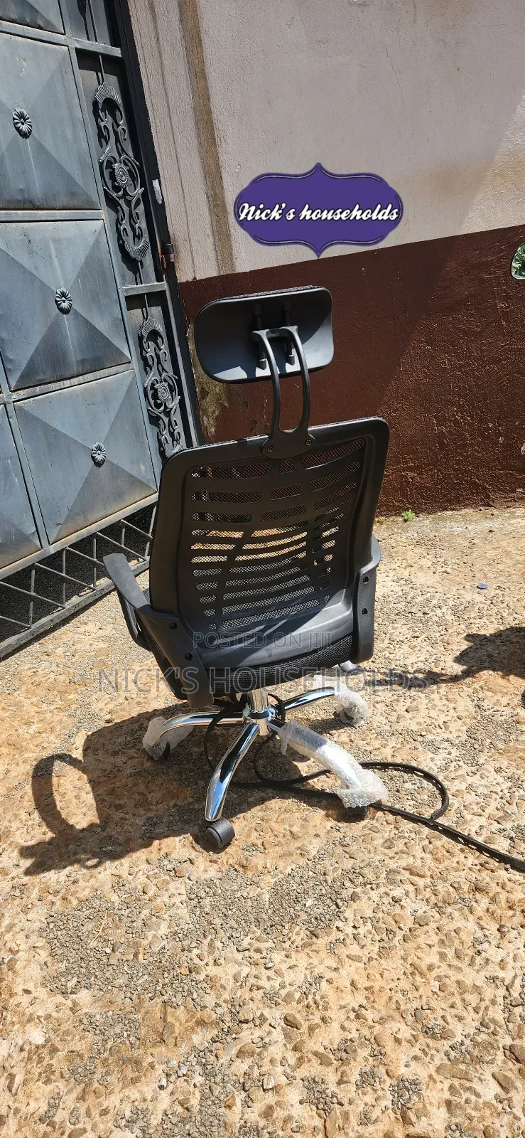 Office Chair With Headrest and High Backrest