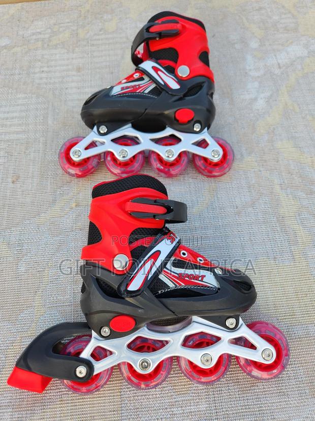 Red Adjustable Roller Skates Shoes - thumbnail 3