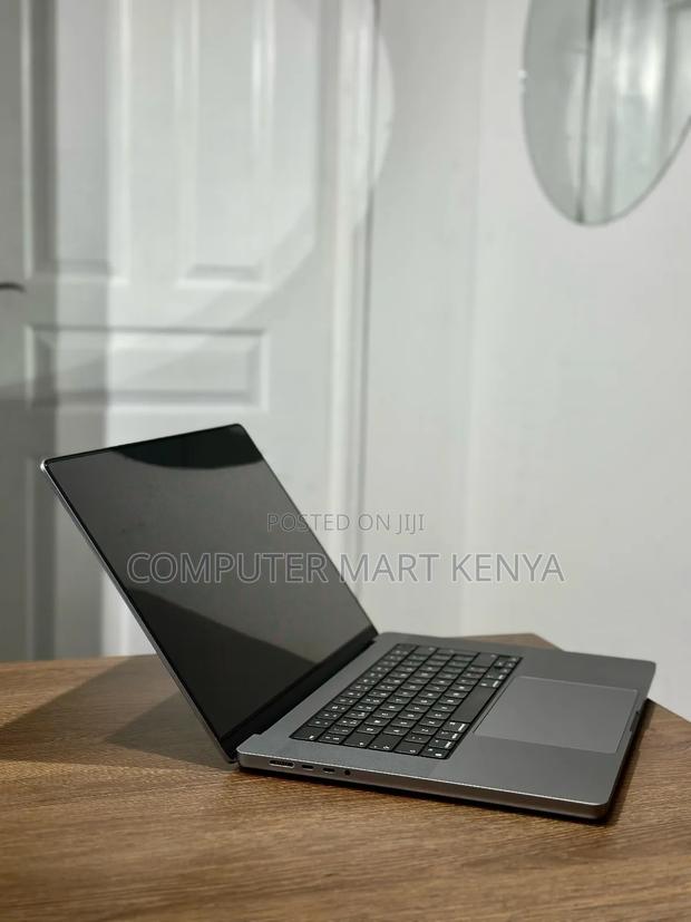 Laptop Apple MacBook Pro 32GB Apple M2 Ultra SSD 1T - main view