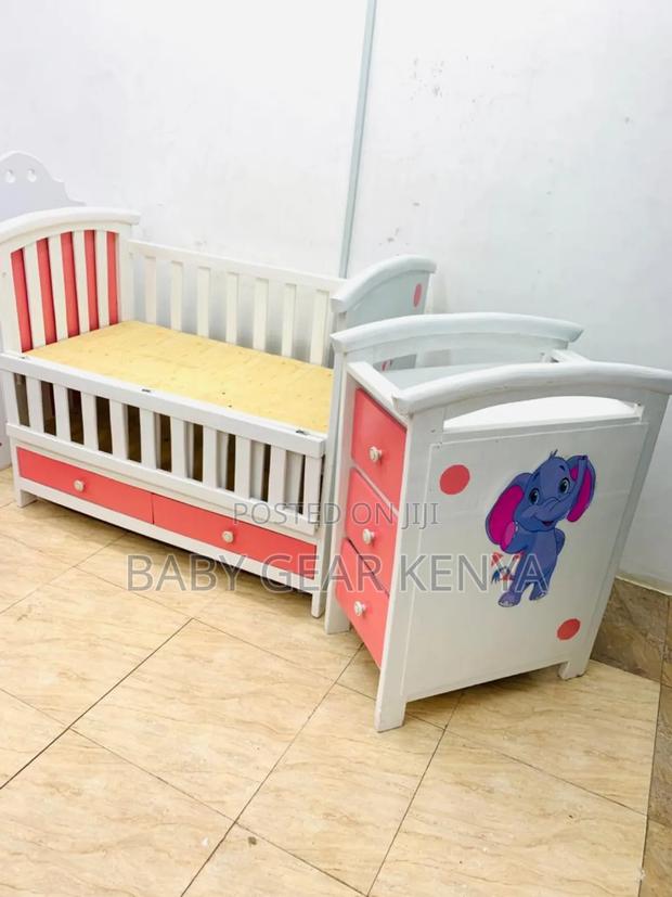 Elephant Baby Cot - thumbnail 2