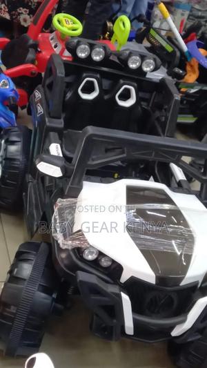 Toy Car*Electric Toy Car With Flood Lights