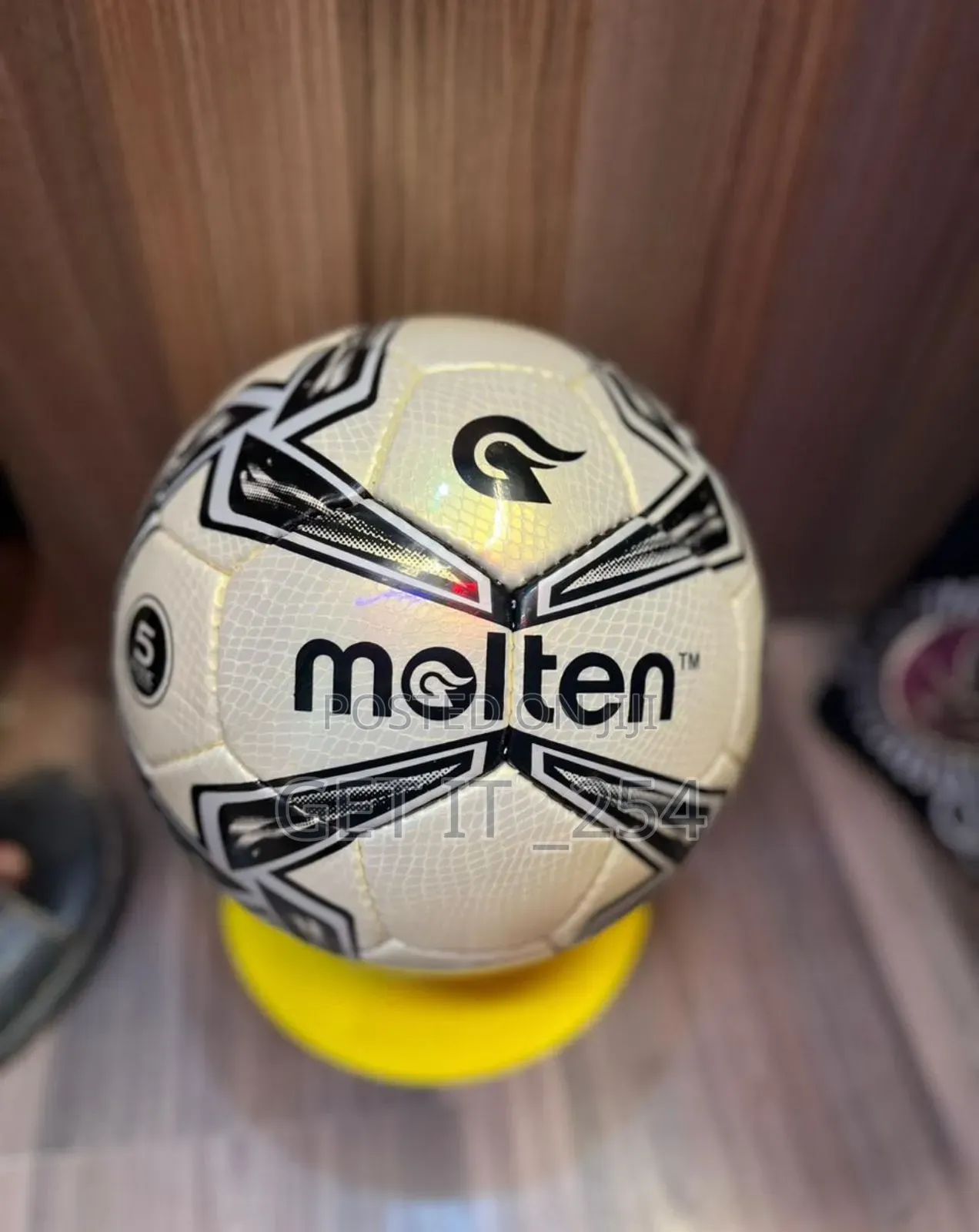 Molten All Weather Size 5
0
Available at the Shop