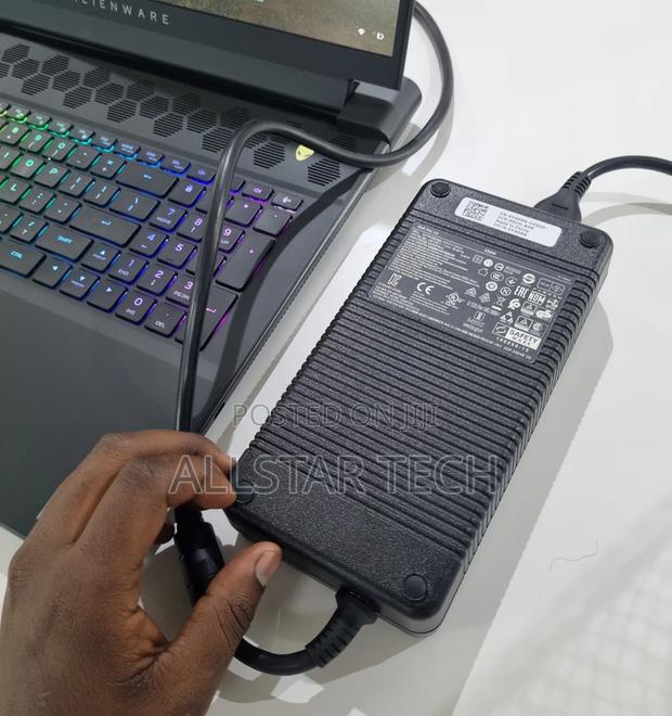 Laptop Dell Alienware M18X 32GB AMD Ryzen 9 SSD 2T - thumbnail 2