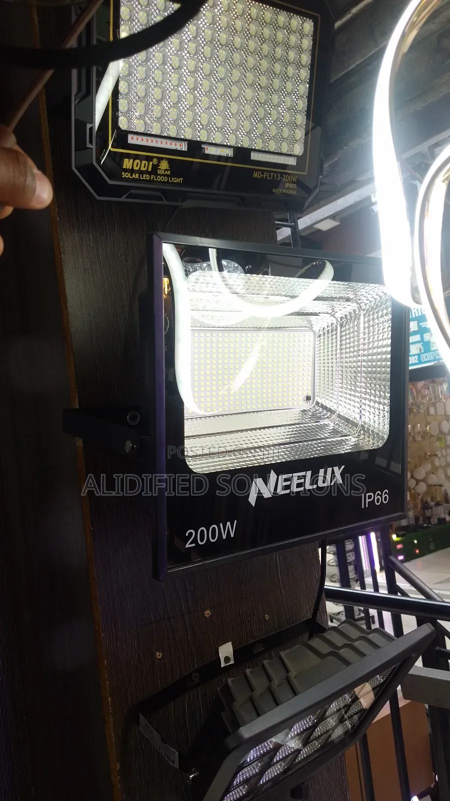 200w Neelux Solar Floodlight
