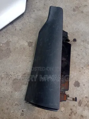 Ractis Globox/Glovebox