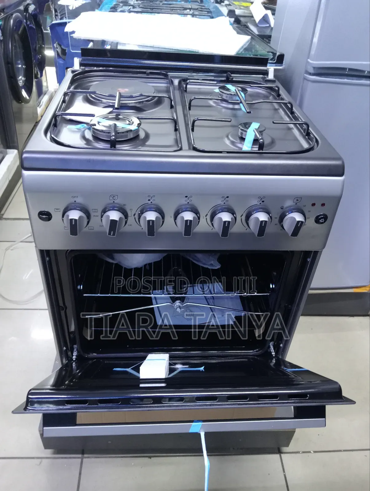 Von Cooker R 58cm X 58cm, 3 Gas L Jet Burners +1 Electric