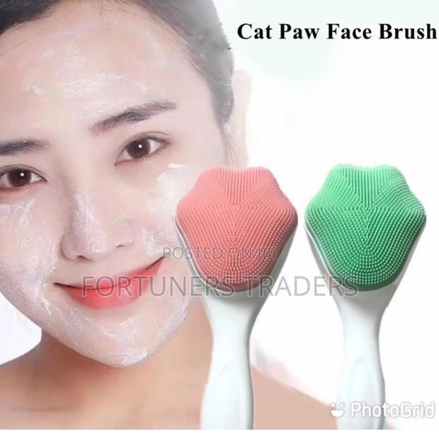 Cat Paw Shape Beauty Cleanser Silicone Face Cleaning Brush - main view