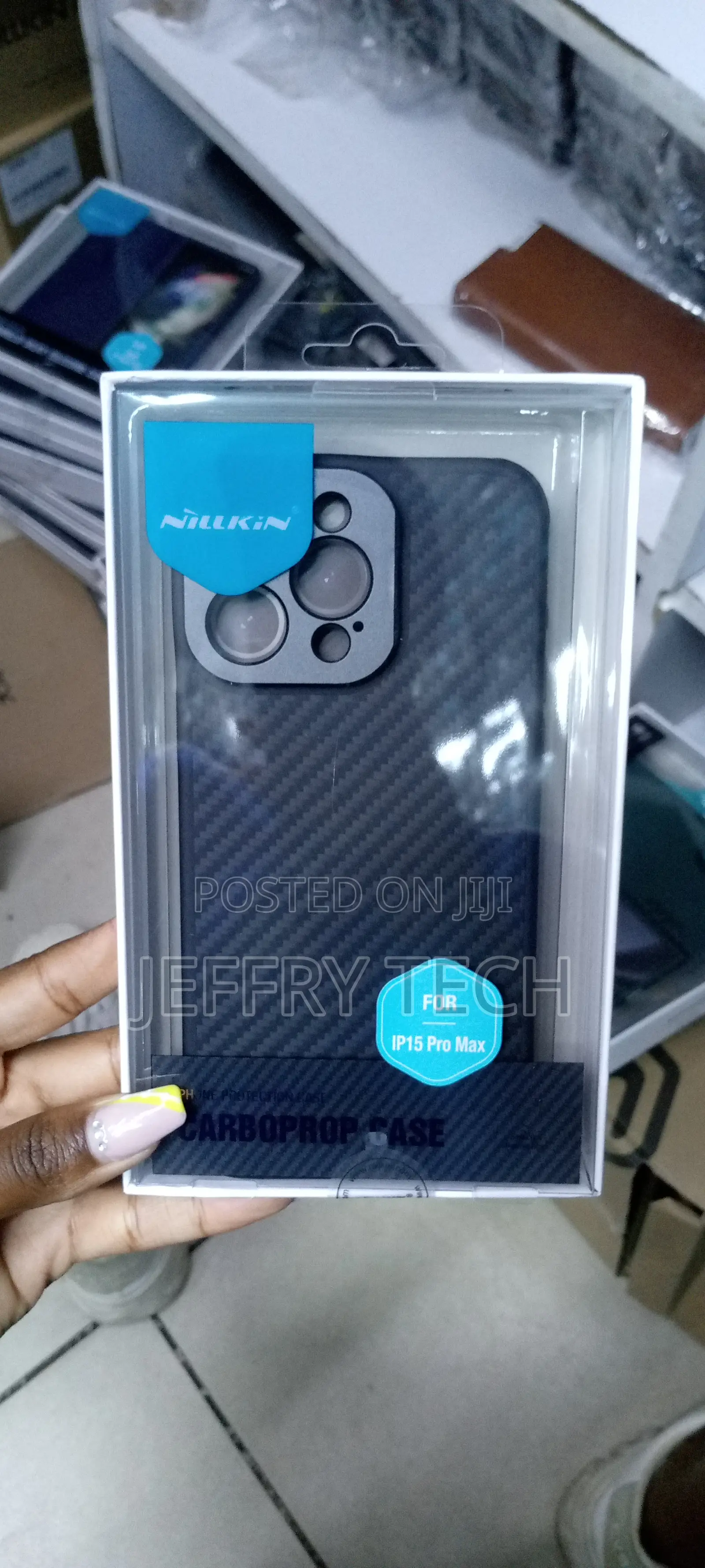 iPhone 15 Pro Max Nilkin Camshield Carbon Fiber Prop Case