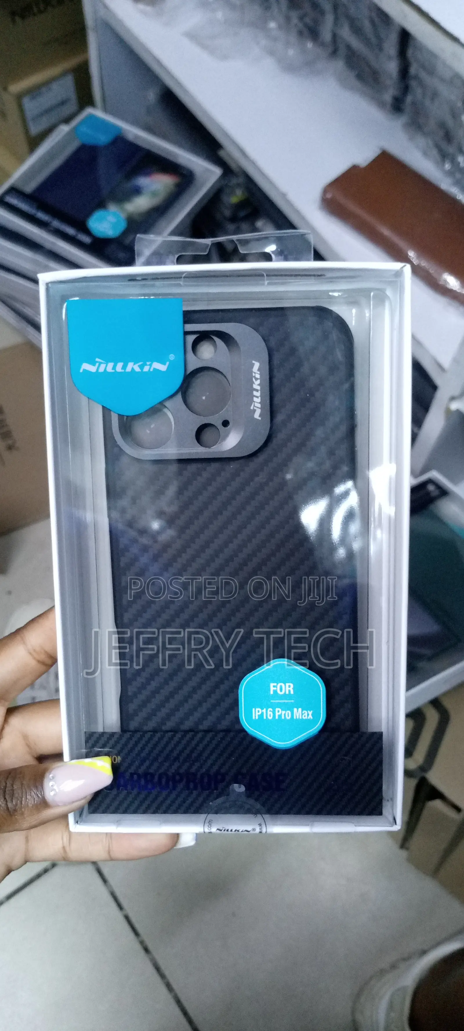 Nillkin Magsafe Aramid Carbonfiber iPhone 16 Pro Max Case