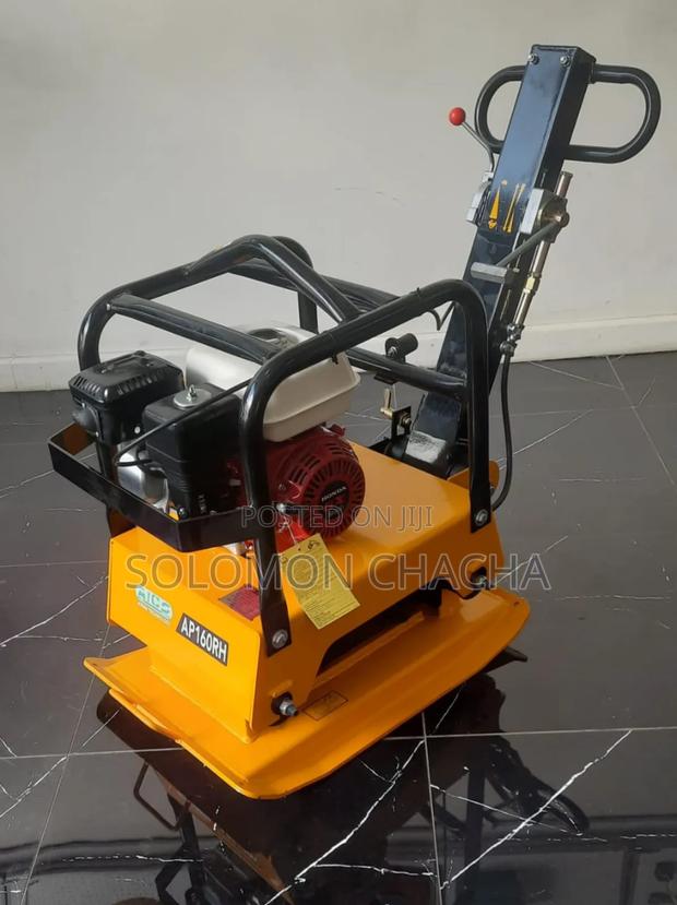 Aico Japan Reversible Plate Compactor With Engine 160 Kgs - main view