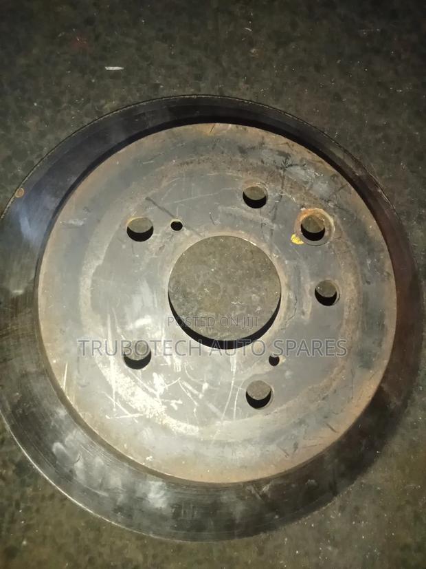 Toyota Crown Rear Disc Well Maintained