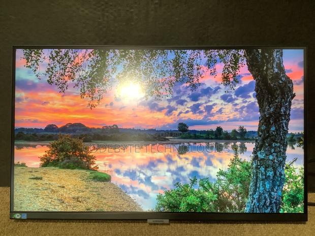 Samsung 27" With Ips Panel Resolution - thumbnail 2