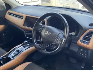 Honda Vezel 2018 Green