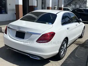 Mercedes-Benz C200 2018 White