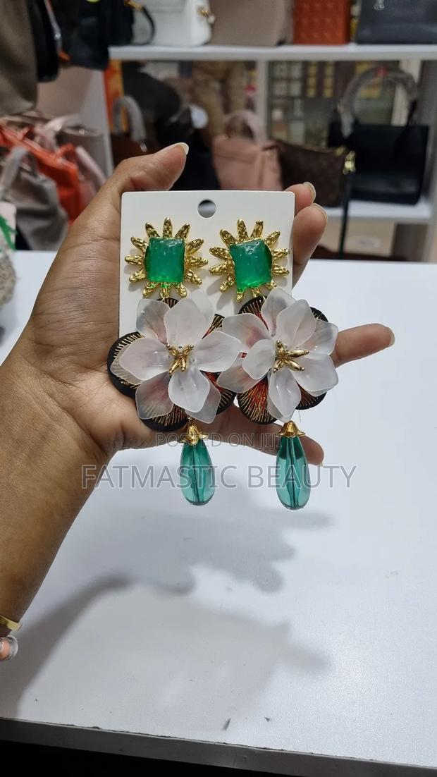 Chunky Long Green Earrings - thumbnail 2