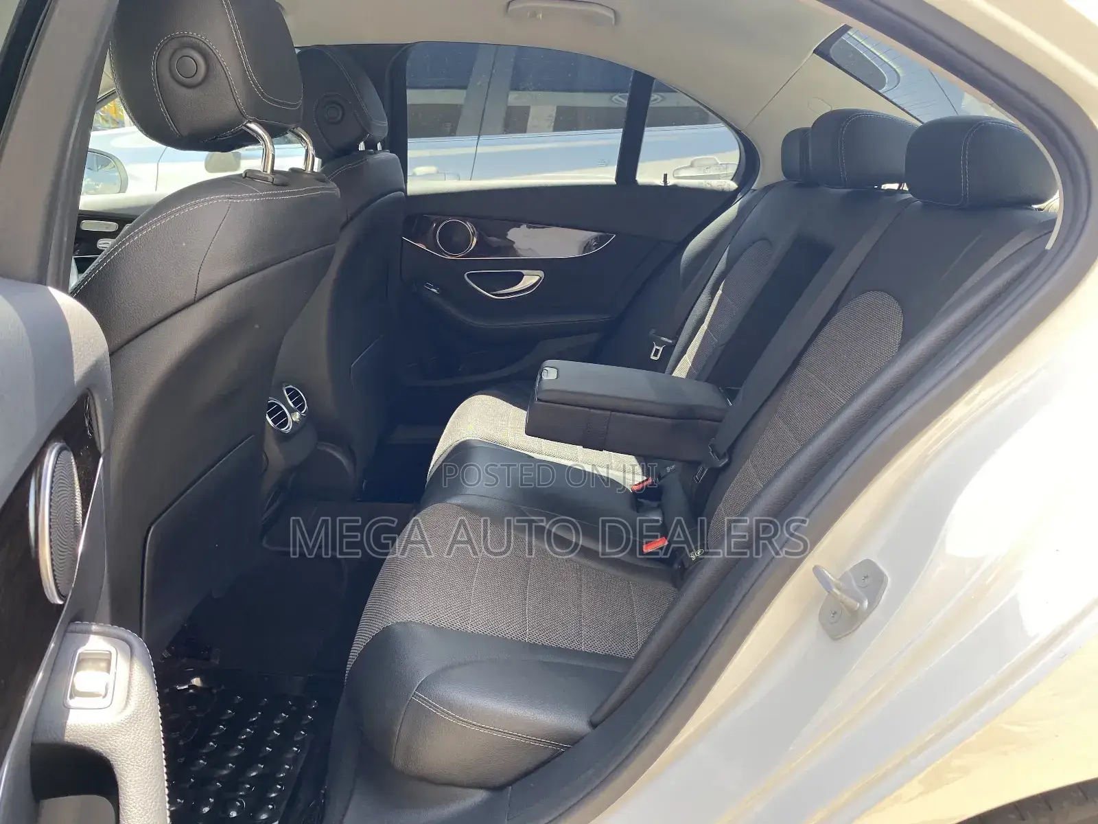 Mercedes-Benz C200 2018 White