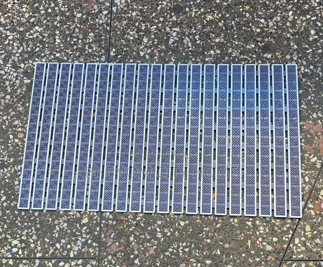 New Design Anti Skid Bathroom Mats Available