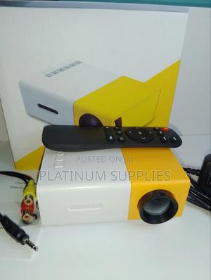 Portable Projector Home Theatre High Definition Television - main view
