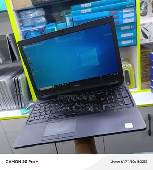 Laptop Dell Latitude 5590 16GB Intel Core I7 SSD 256GB