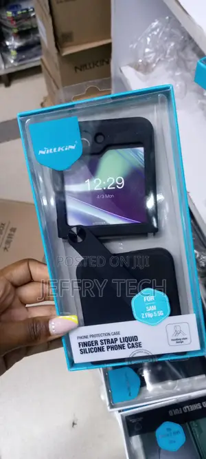 Nillkin for Samsung Galaxy Z Flip 5 Case With Finger Strap