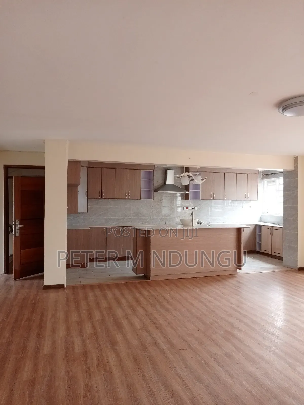 3bdrm Apartment in Ruaka for rent