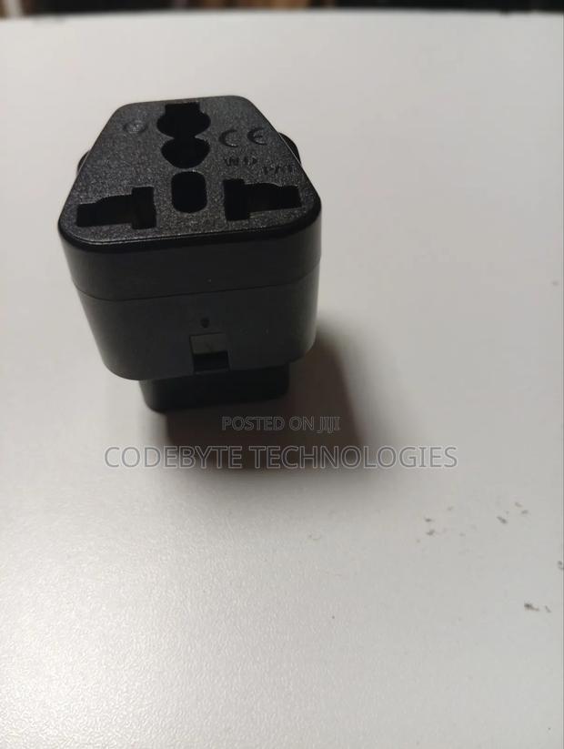 C14 to Universal Female Adapter - thumbnail 2