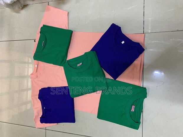 Plain Tshirts - thumbnail 3