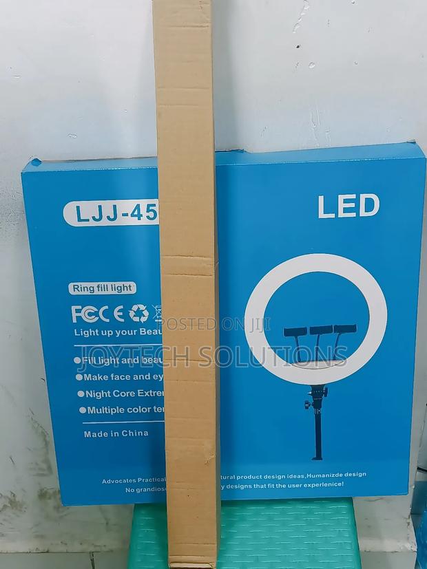 18inch Ring Light With Tripod Stand - thumbnail 2