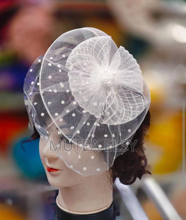 Kids White Fascinators - thumbnail 2