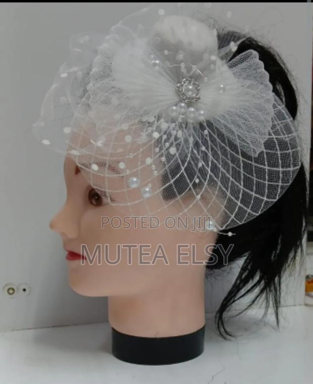 Kids White Fascinators - thumbnail 3